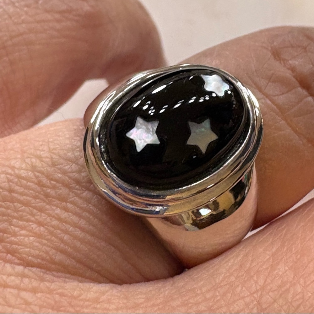Black Onyx w/ Mother of Pearl Stars Ring